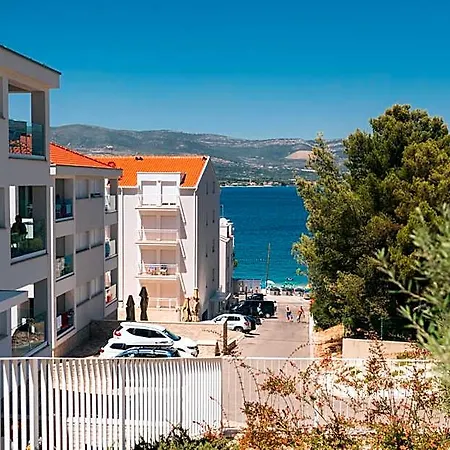 Malo 3* Trogir